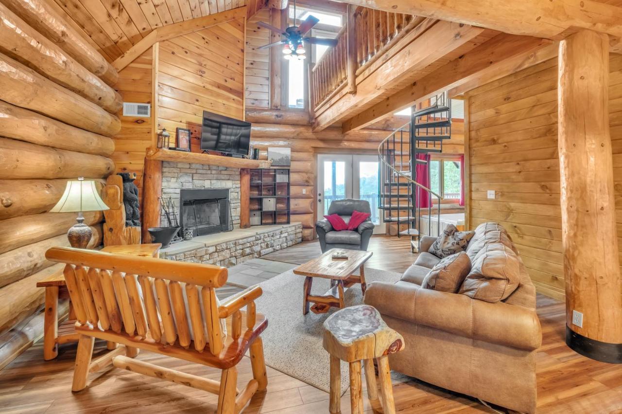 Sky Views - Panoramic Views Cabin Gatlinburg Bagian luar foto