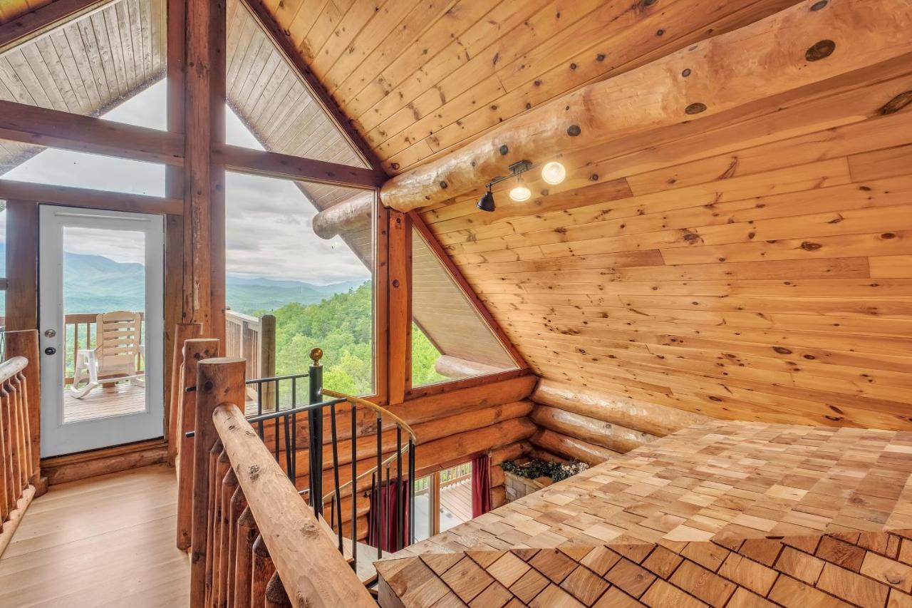 Sky Views - Panoramic Views Cabin Gatlinburg Bagian luar foto