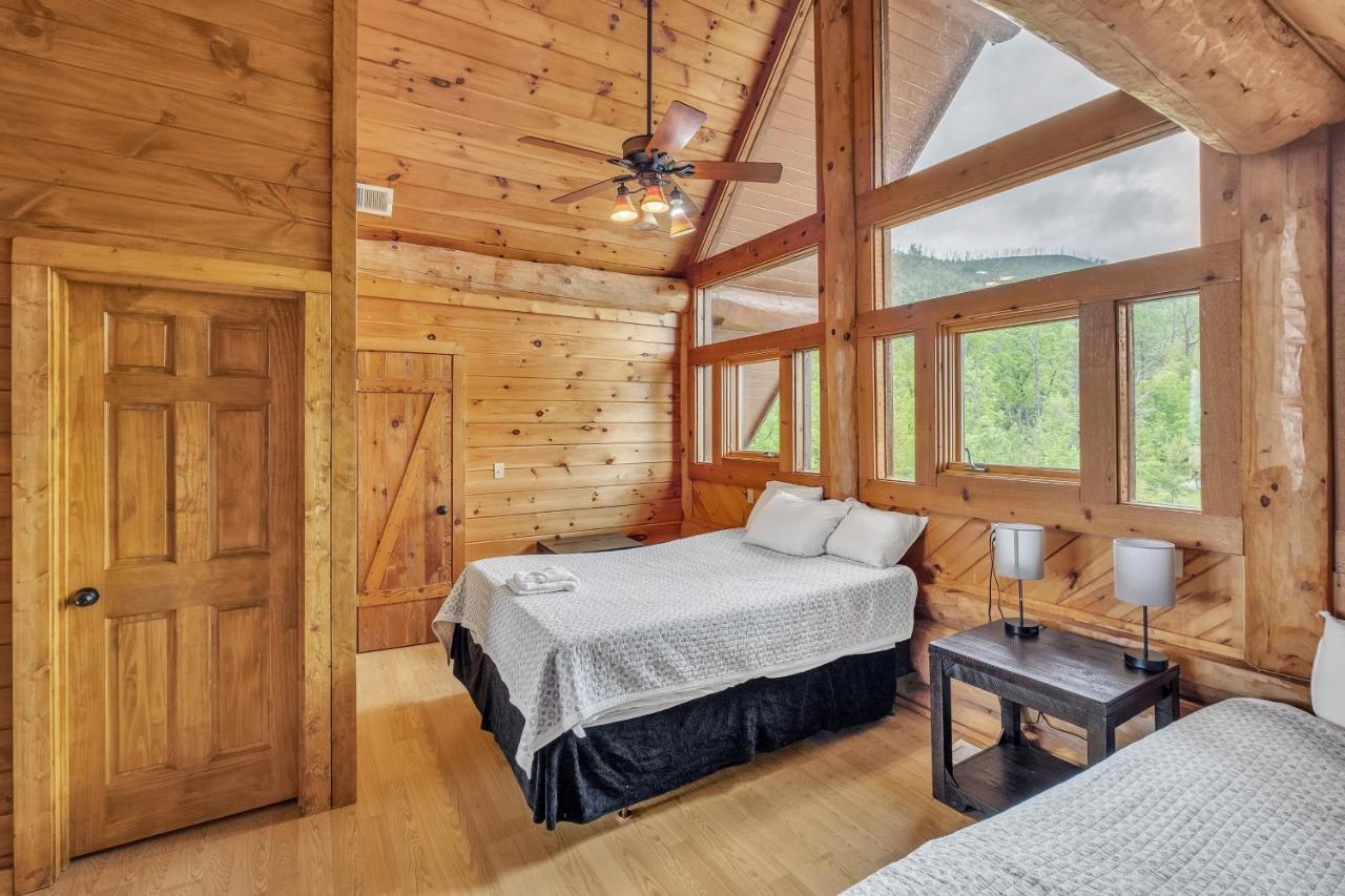Sky Views - Panoramic Views Cabin Gatlinburg Bagian luar foto